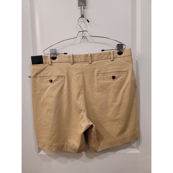 Men's Brooks Brothers Flat Front Chino Shorts - Picture 2 of 6